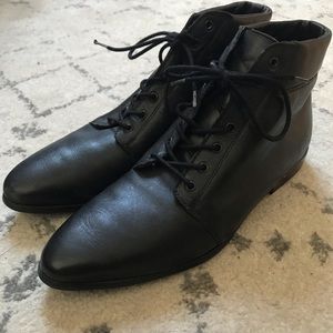 Nine West - Hipster Vintage Black Booties
